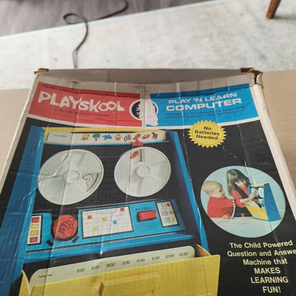 Vintage 1970's Playskool Play n Learn Computer Ages 3 to 8 w/Box
